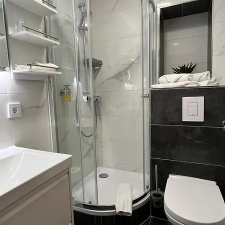 Markgraf מלון 4*